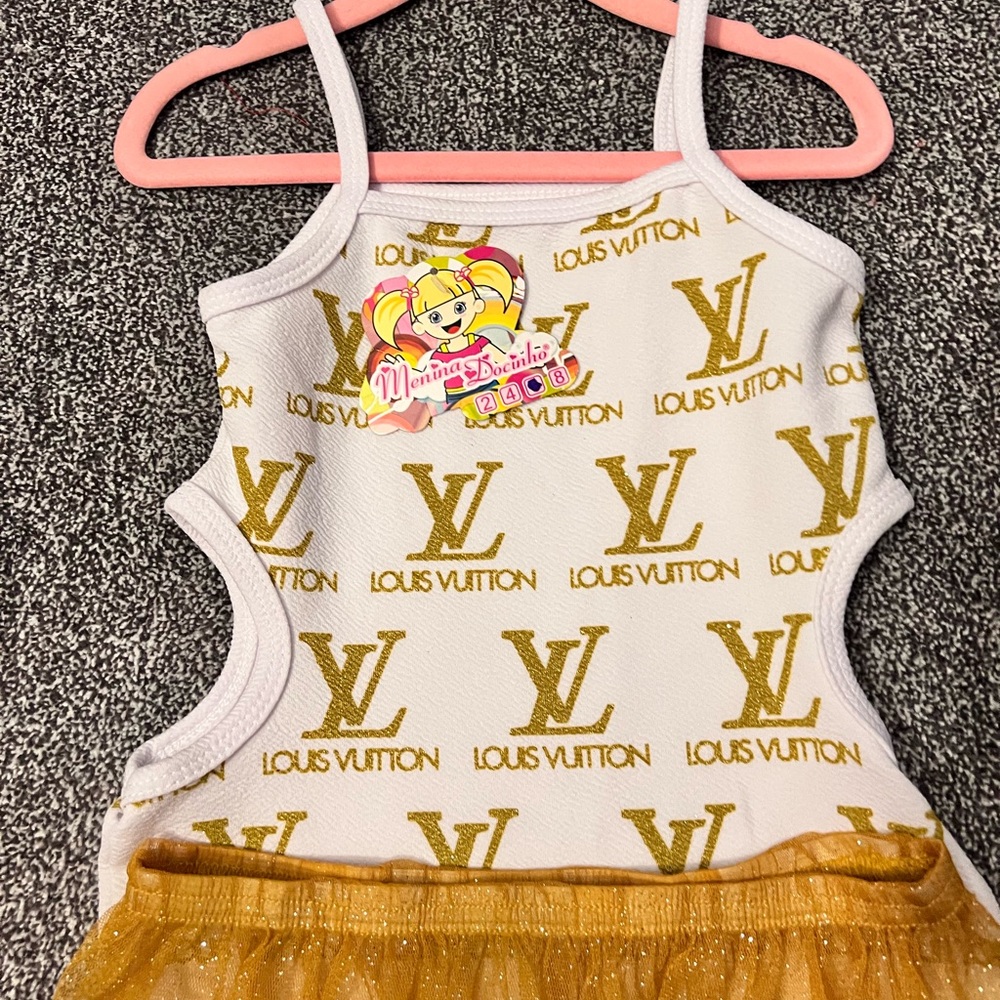 Dress with skirt